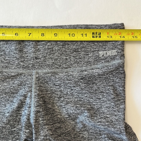PINK VS Ultimate Yoga Crops - Picture 8 of 10